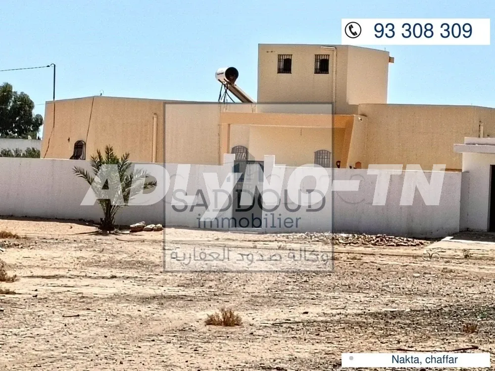 للبيع قطع ارض مرخصة للبناء مساحة من: 420م² الى 550م² بنقطة, طريق قابس كم 22 à Sfax - Photo 2