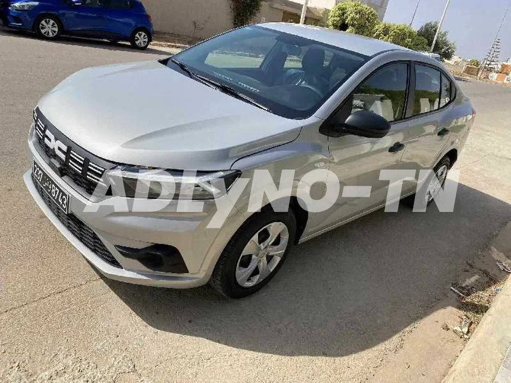 dacia logan 1ére main tél 25 300 752 à Sfax - Photo 5