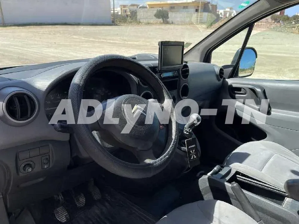 berlingo B9 ?? HDi 1.6 51001051 à Monastir - Photo 5