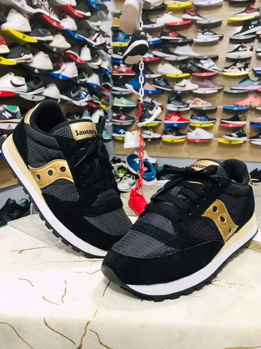 Saucony