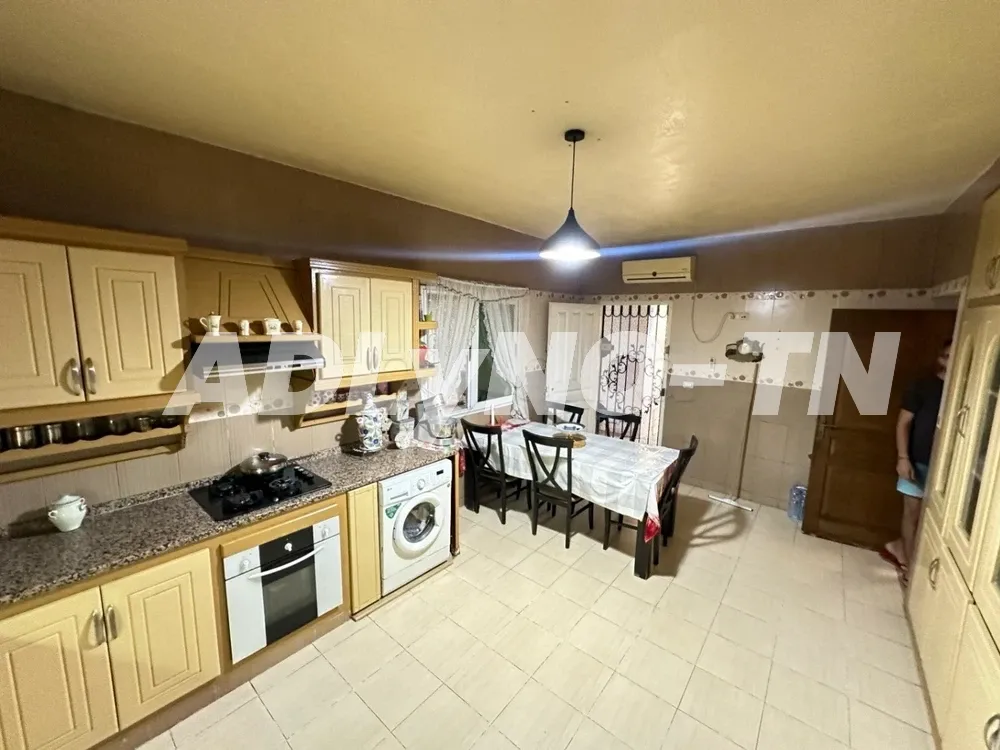 Vente Villa 2 S+5 à Nouvelle Médina 3 à Ben Arous - Photo 1