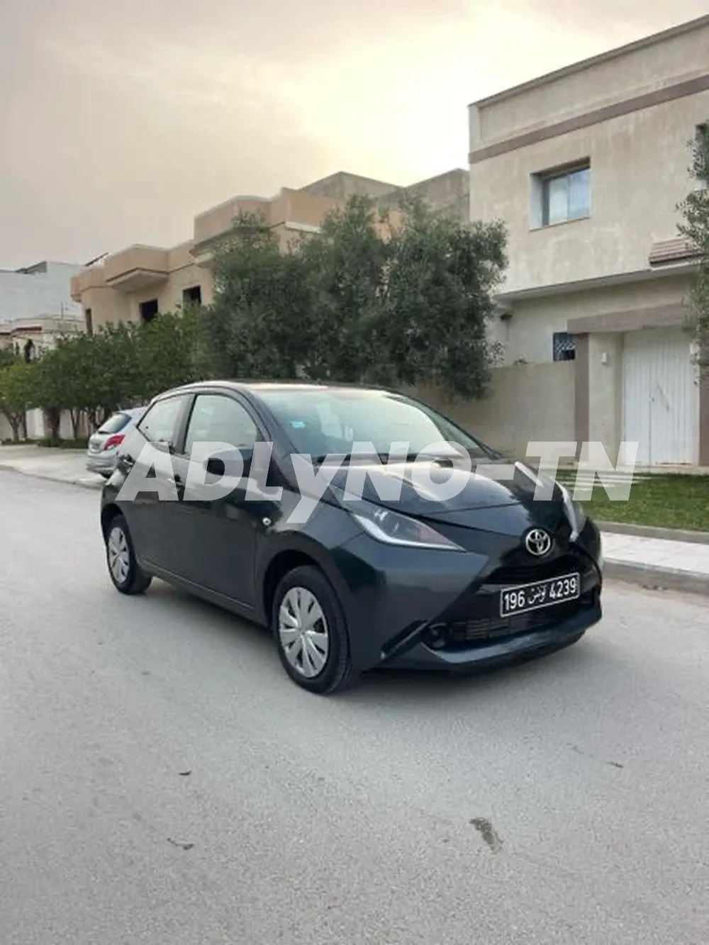 Toyota aygo à Nabeul - Photo 1