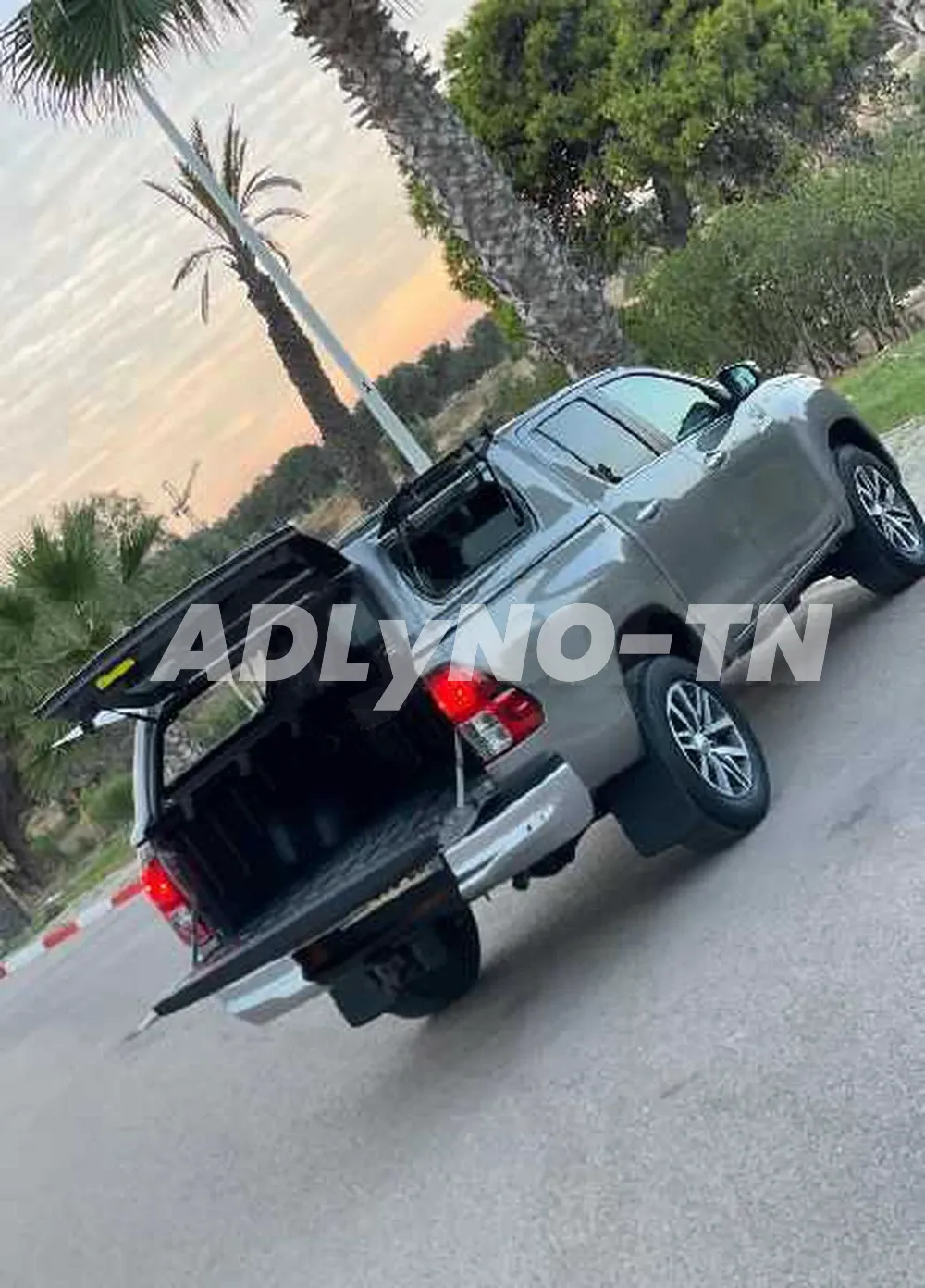 Toyota Hilux D4D 8ch diesel 2.4 bva 2020 tu247 Gsm 50 353 790 à Nabeul - Photo 1