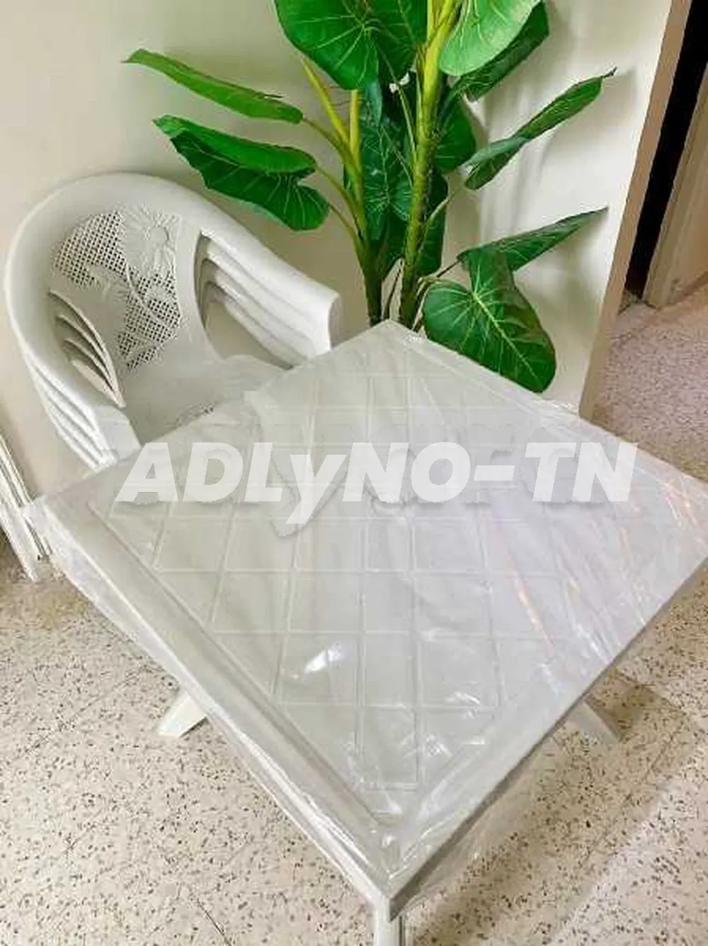  Climatiseur AIRWELL 9000 BTU ; Chaud / Froid ; bon état Prix : 800 dt avec support ; livré ; Installé et Garantie 2 