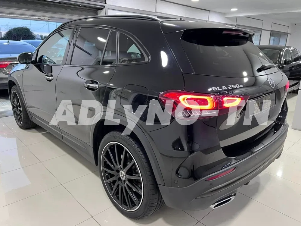 ?? Mercedes GLA 250 KIT AMG importée TU 242 hybride plug-in night packet à Tunis - Photo 5