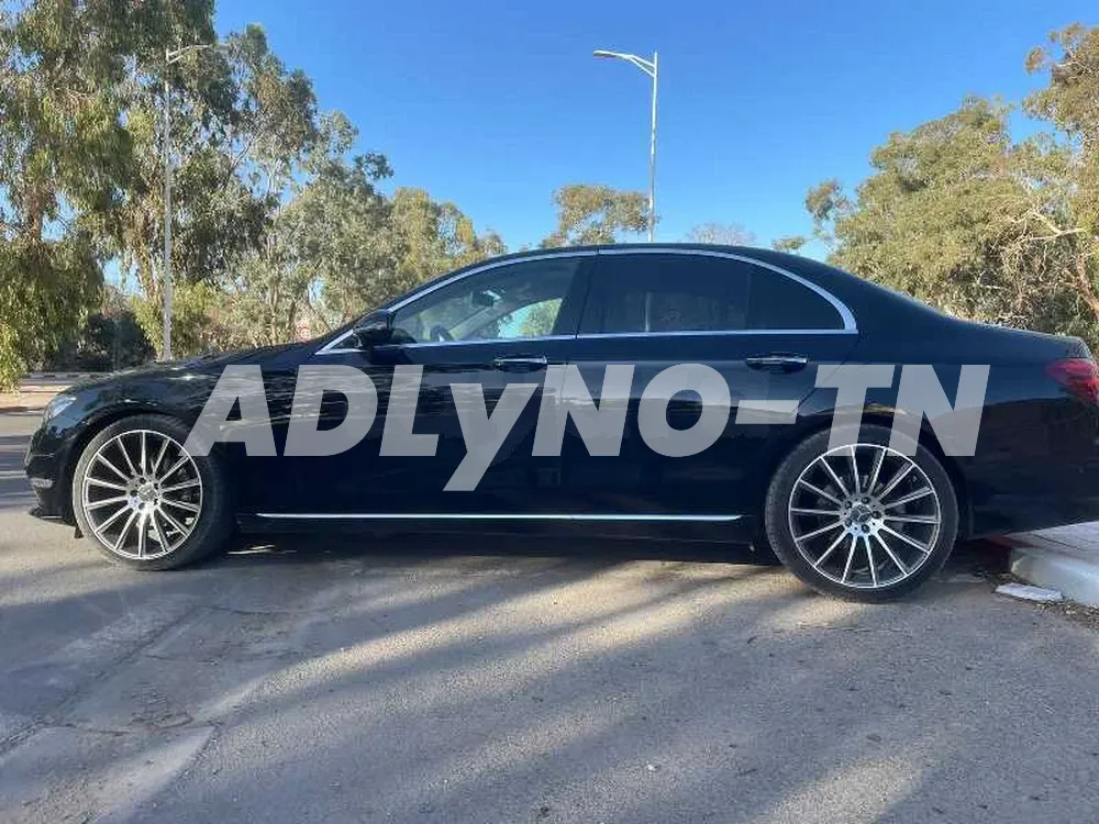 Mercedes E 200D à Gafsa - Photo 2