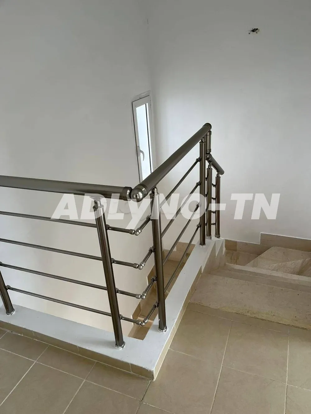 vente borj touil duplex independant à Ariana - Photo 2