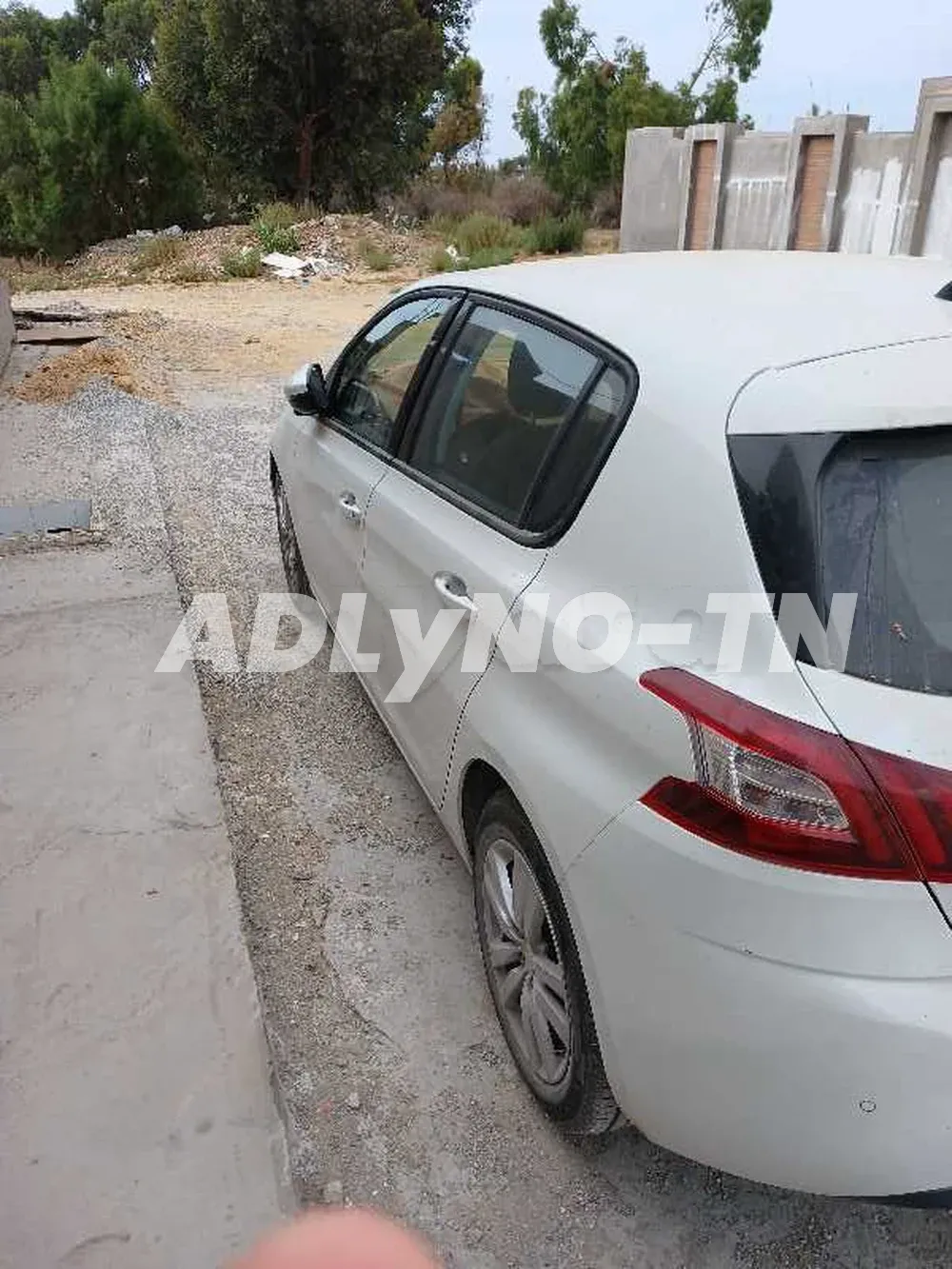 voiture peugeot 308 puretech à Tunis - Photo 1