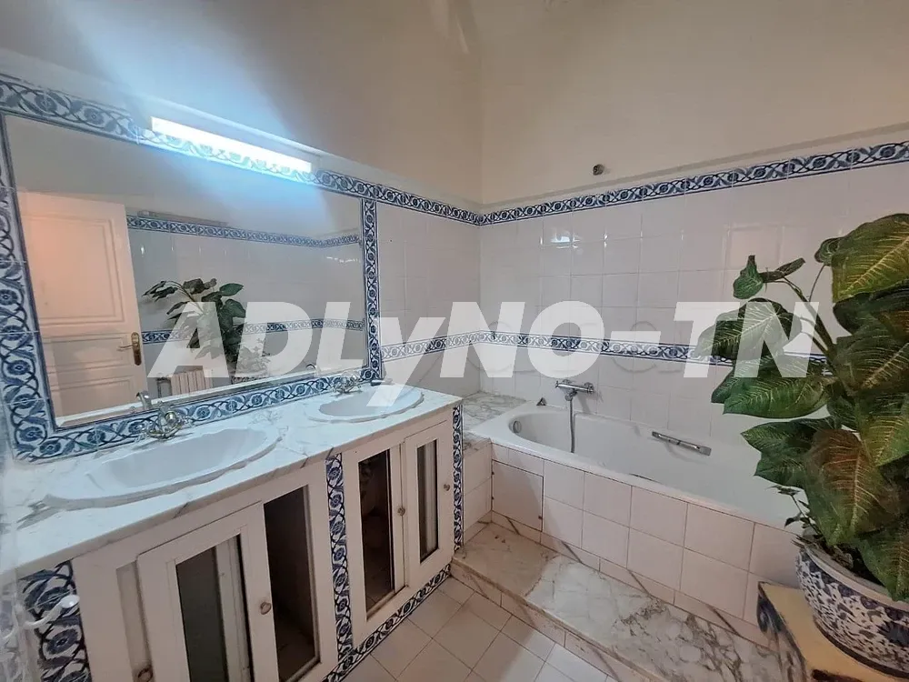 Belle villa à Louer à El Menzah 1 à Tunis - Photo 4