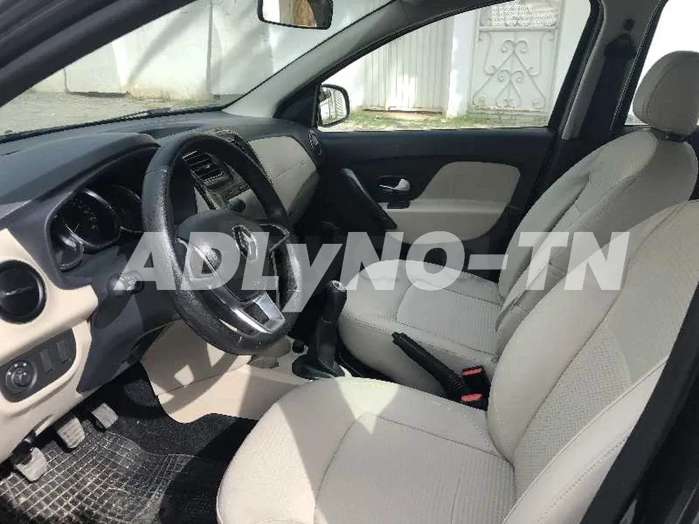 Femme directrice vend Renault Symbol 3 élégance année 2019 à Tunis - Photo 4