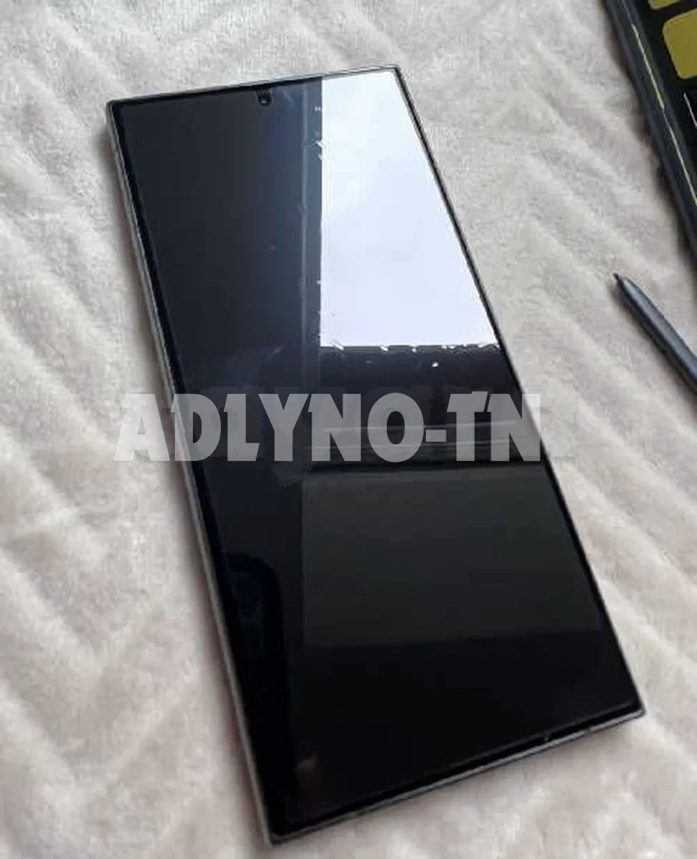Samsung S24 Ultra titanium Grey 256Gb à Nabeul - Photo 3