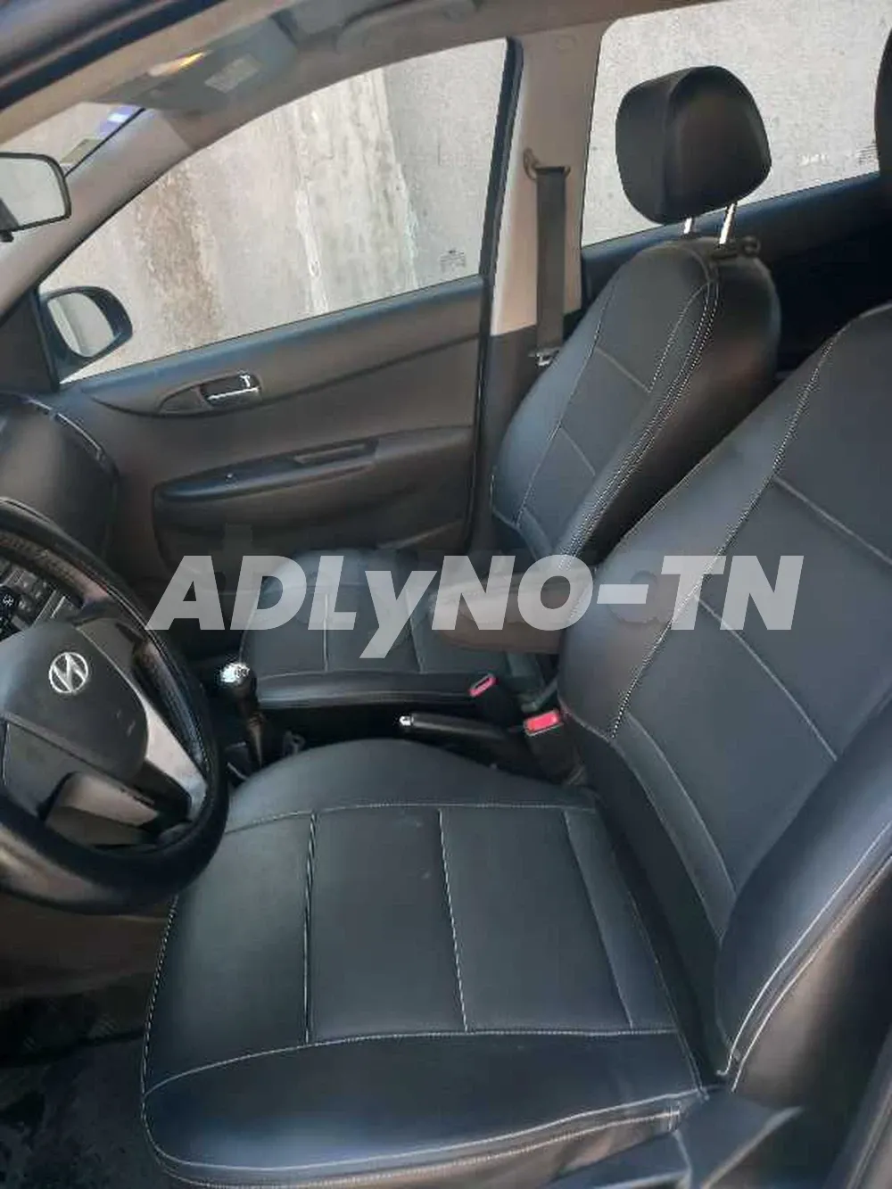 Hyandai i20 2014 à Bizerte - Photo 3