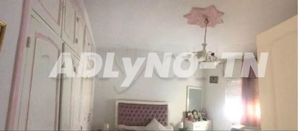 un étage de villa à usage bureautique à Ariana - Photo 4