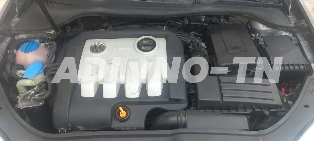 Golf 5 tdi 1.9 importé à Ben Arous - Photo 9