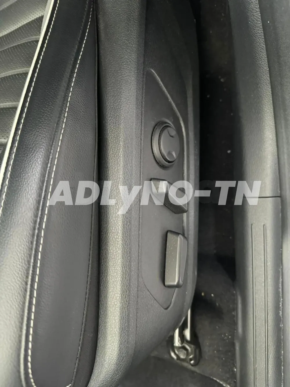 KIA SPORTAGE HYBRIDE ESSENCE GTLINE à Tunis - Photo 8