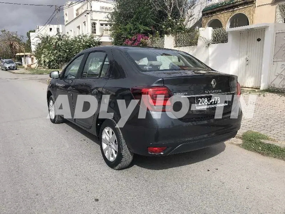 Femme directrice vend Renault Symbol 3 élégance année 2019 à Tunis - Photo 2