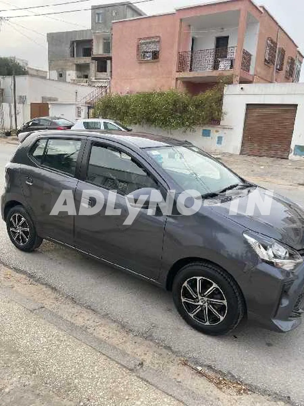 toyota agya première main à Tunis - Photo 1