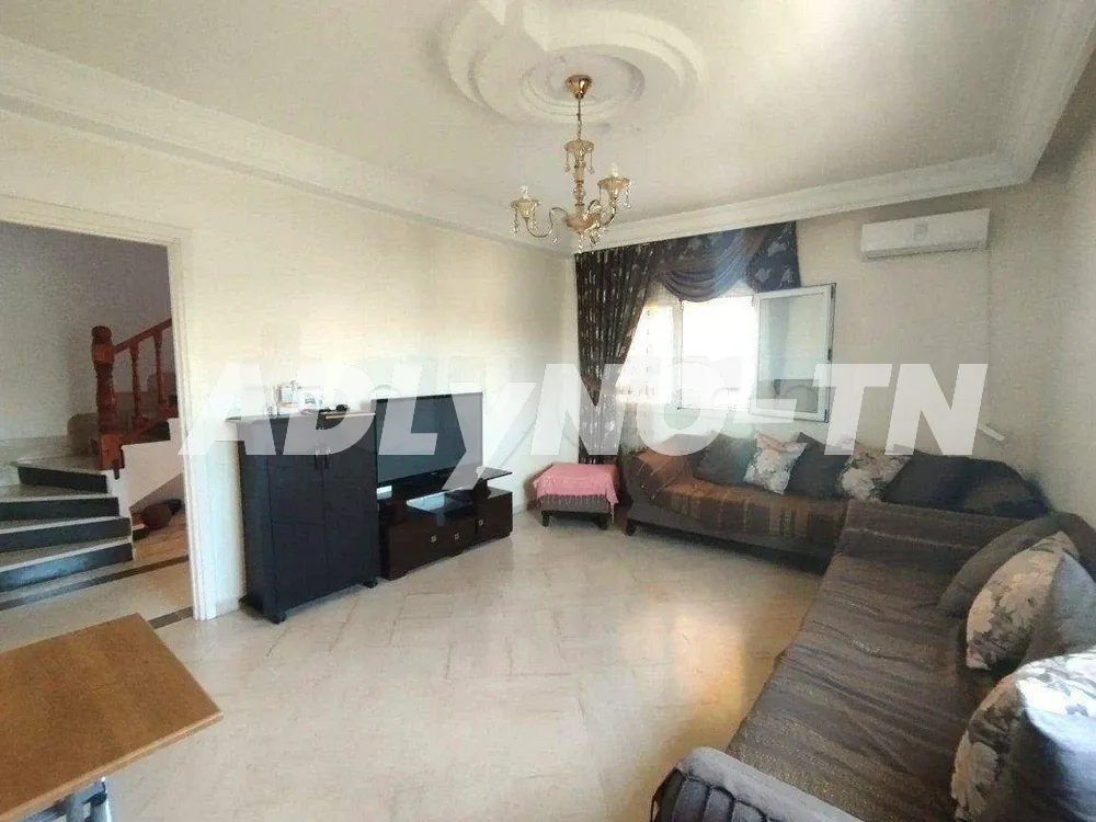 Villa indépendante en vente à Manouba - Photo 1