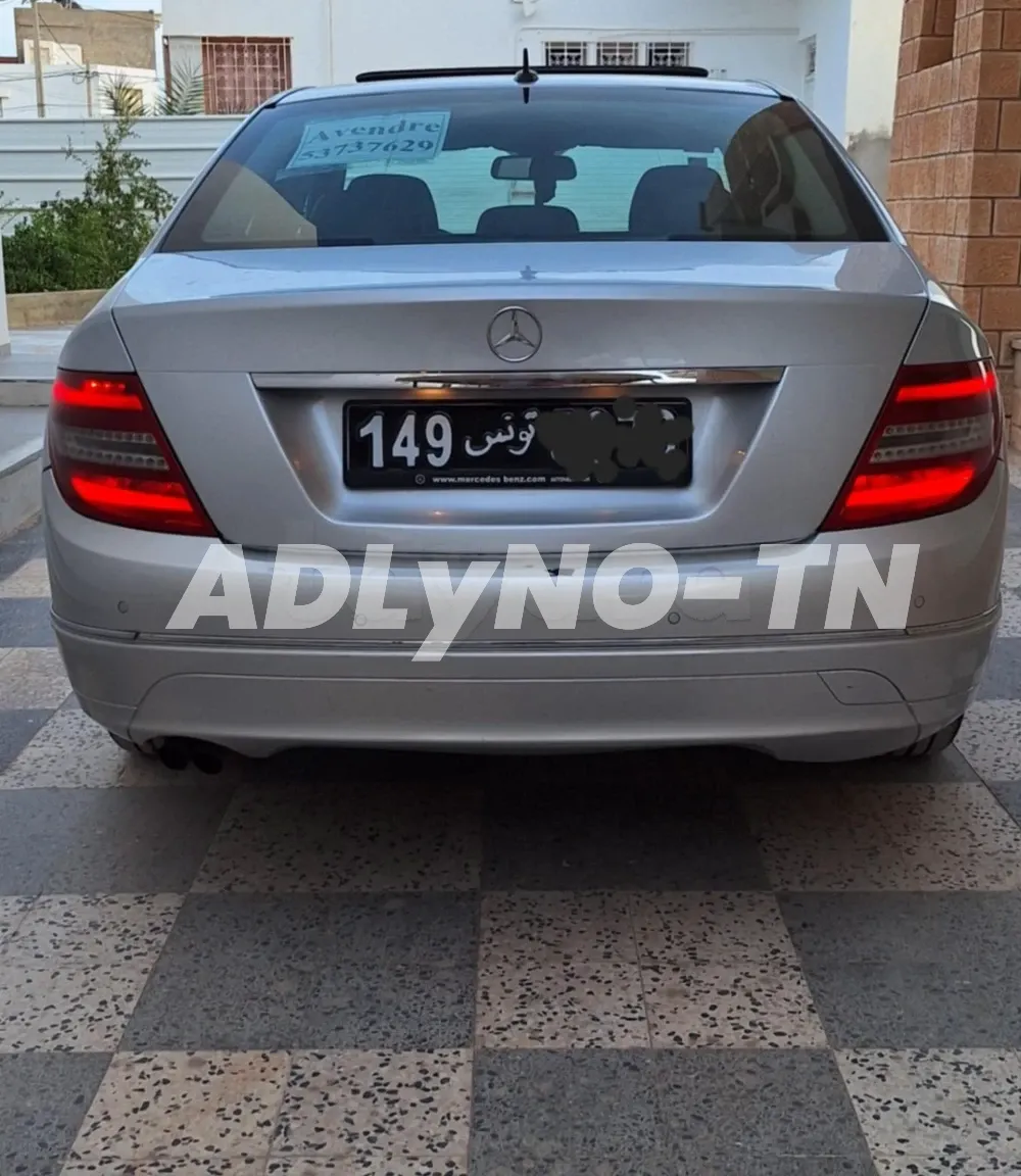 Mercedes C180 kompresseur à Sfax - Photo 3