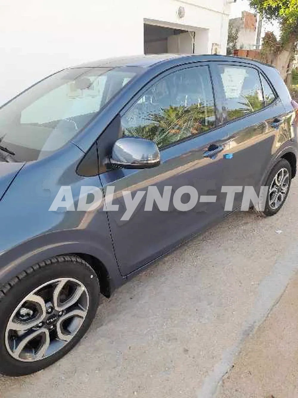 kia picanto 1ére main tél 50 256 255 à Sfax - Photo 1