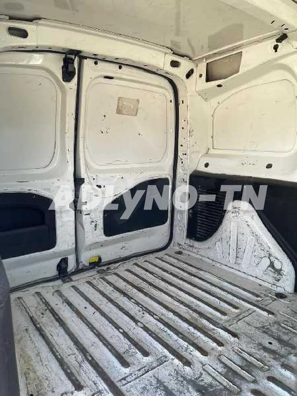 berlingo B9 ?? HDi 1.6 51001051 à Monastir - Photo 9