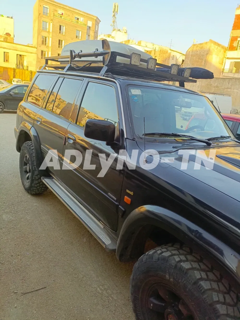 Nissan patrol 4*4 à Tunis - Photo 1