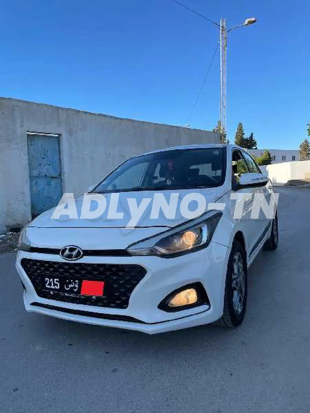 hyundai i 20 à Tunis - Photo 4
