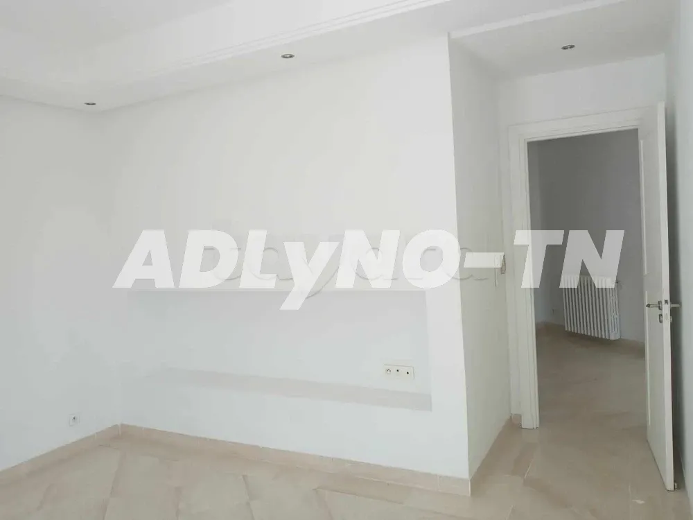 duplex S5 Marsa ennassim à Tunis - Photo 9