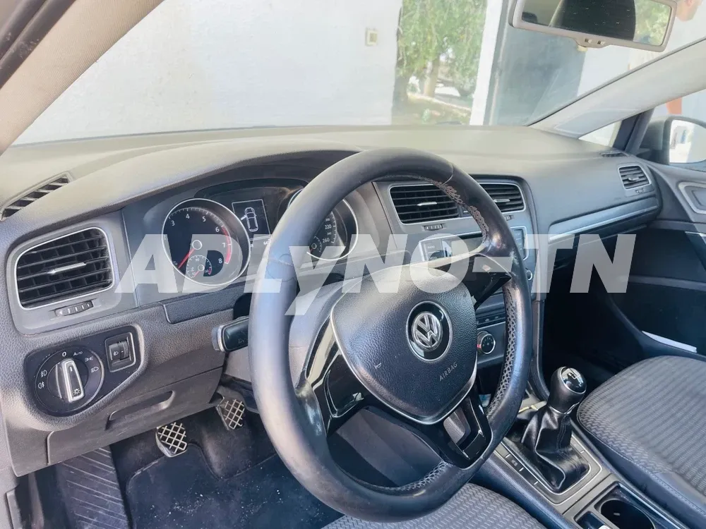 Golf 7 TSI à Kairouan - Photo 4