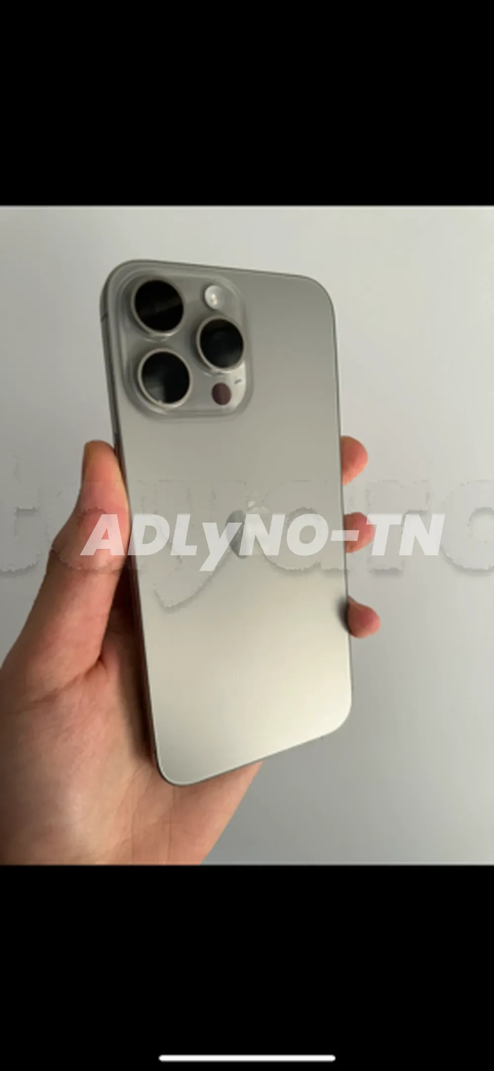 iPhone 15 Pro Max 256G bloqué opérateur américain tt en marche sauf puce matemchich tel d'origine batterie 100% jamais réparé prix 2450d tel 20172643 à Tunis - Photo 2