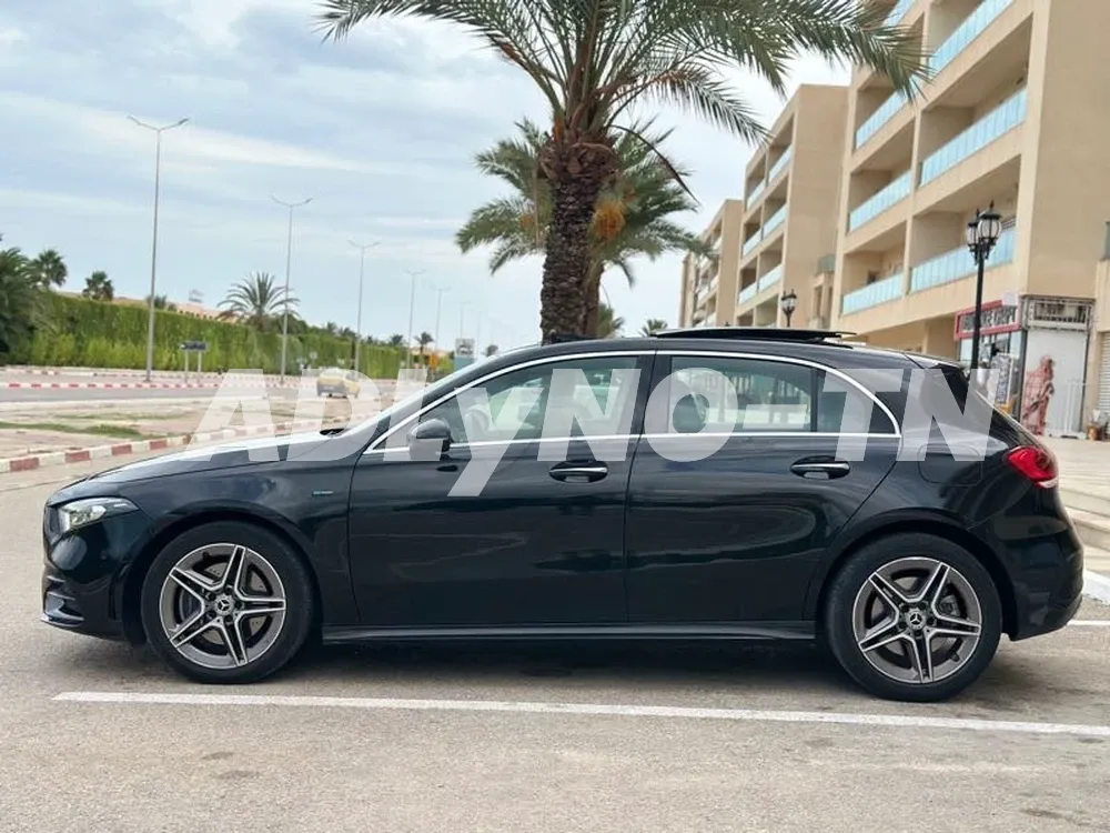 CLASSE A250e AMG TT OPTIONS IMPORTE NEUVE à sousse - Photo 3