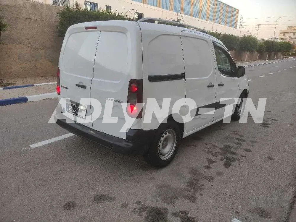 B9 E-hdi tt option à Zaghouan - Photo 3