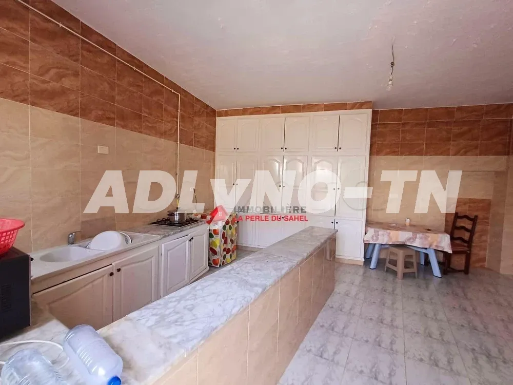 TRÈS BELLE VILLA DE 434 m² SUR DEUX FACADE PRÈS DE CARREFOUR❤AKOUDA à sousse - Photo 1