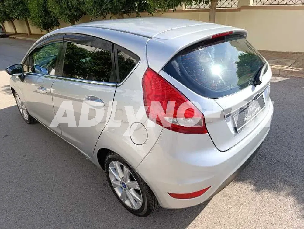 Ford fiesta titanum à Manouba - Photo 1