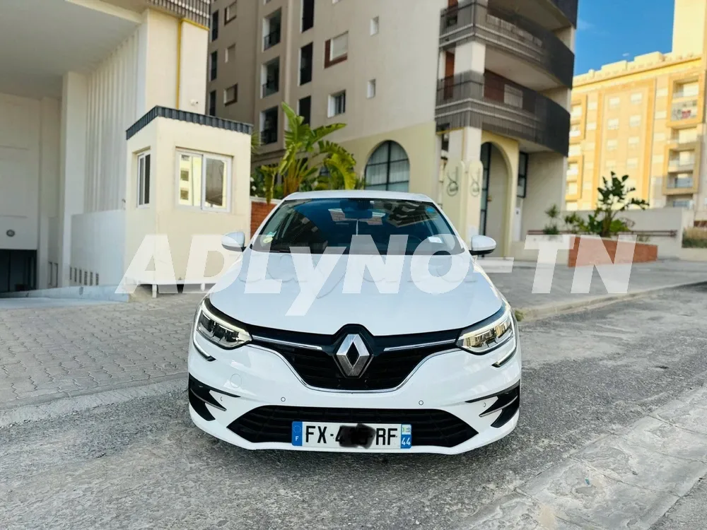 MEGANE 5 TT OPTIONS 6 CV IMPORTE FON SERIE 3 Ans à Monastir - Photo 1
