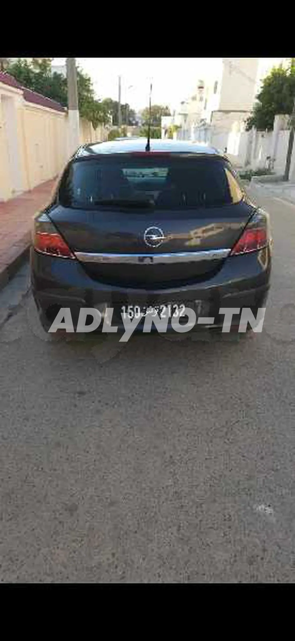 Une jolie opel astra h gtc 1.4 essence à Tunis - Photo 4