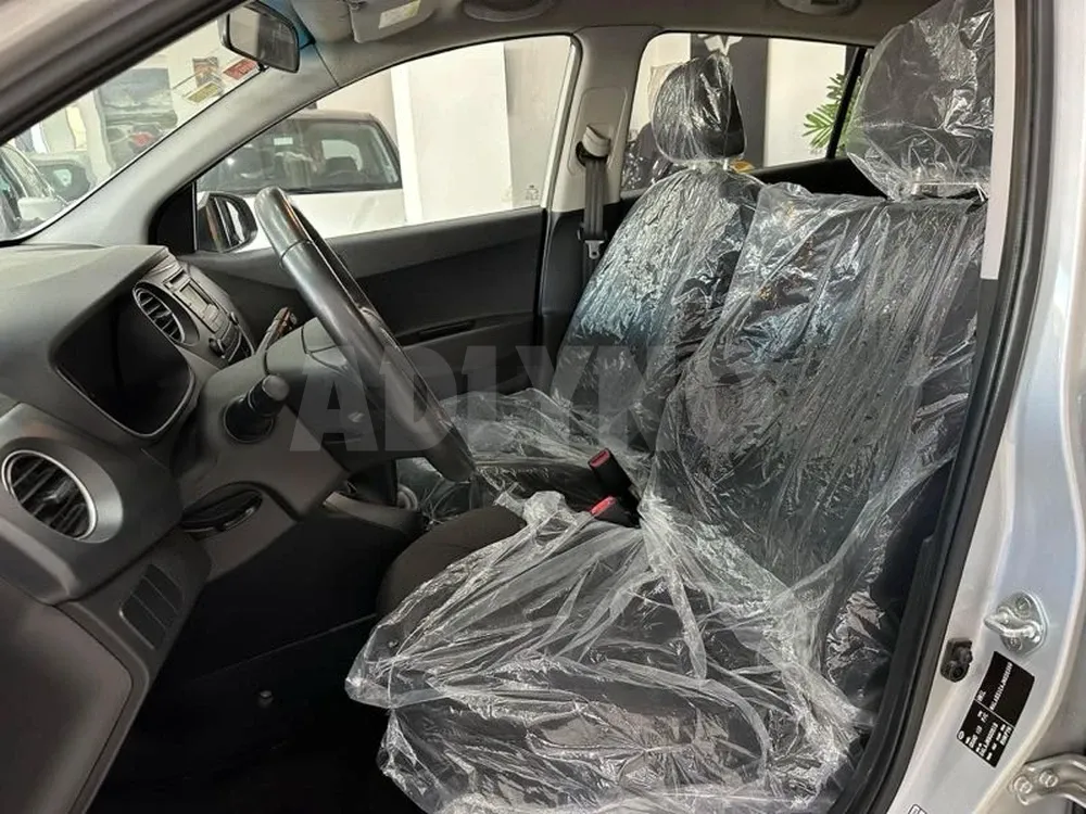 hyundai i10 40000 km à Ben Arous - Photo 5