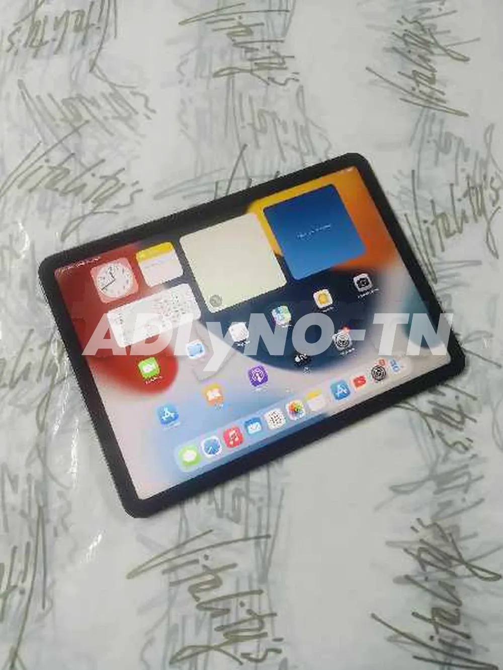 apple ipad air 4 bonne etat à sousse - Photo 4