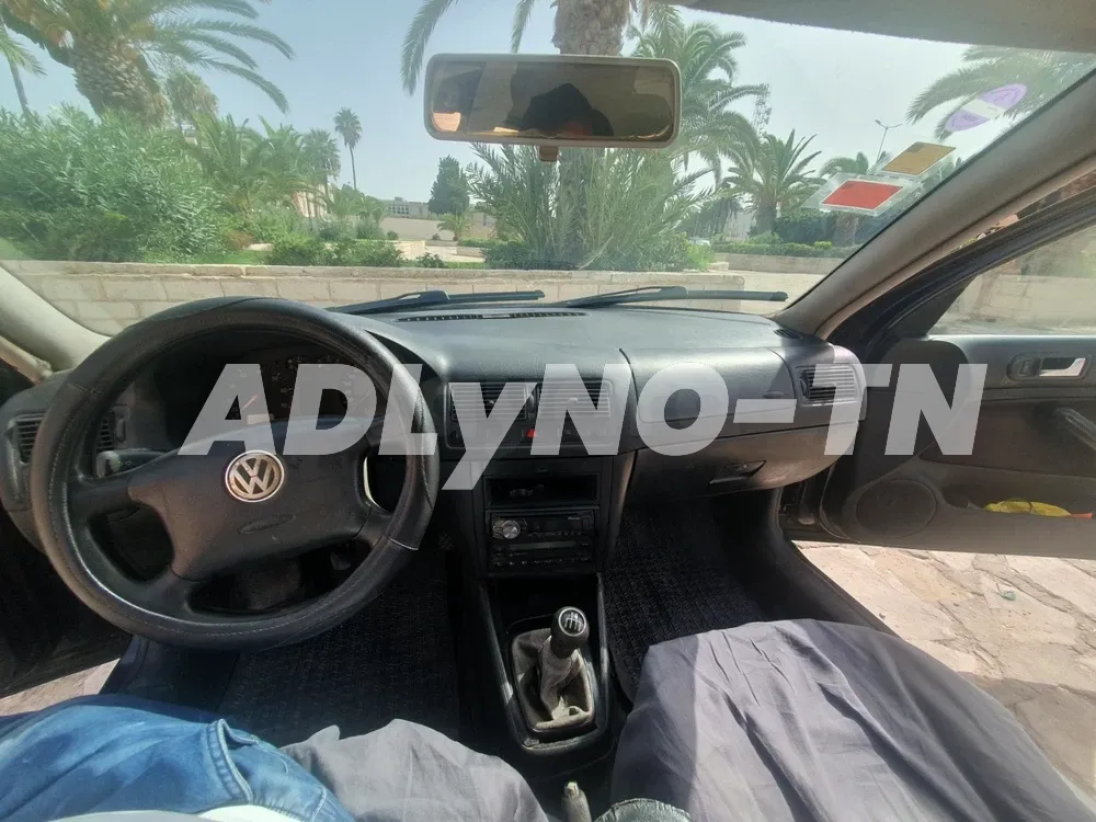 Golf 4 essance 1.4 à Monastir - Photo 6