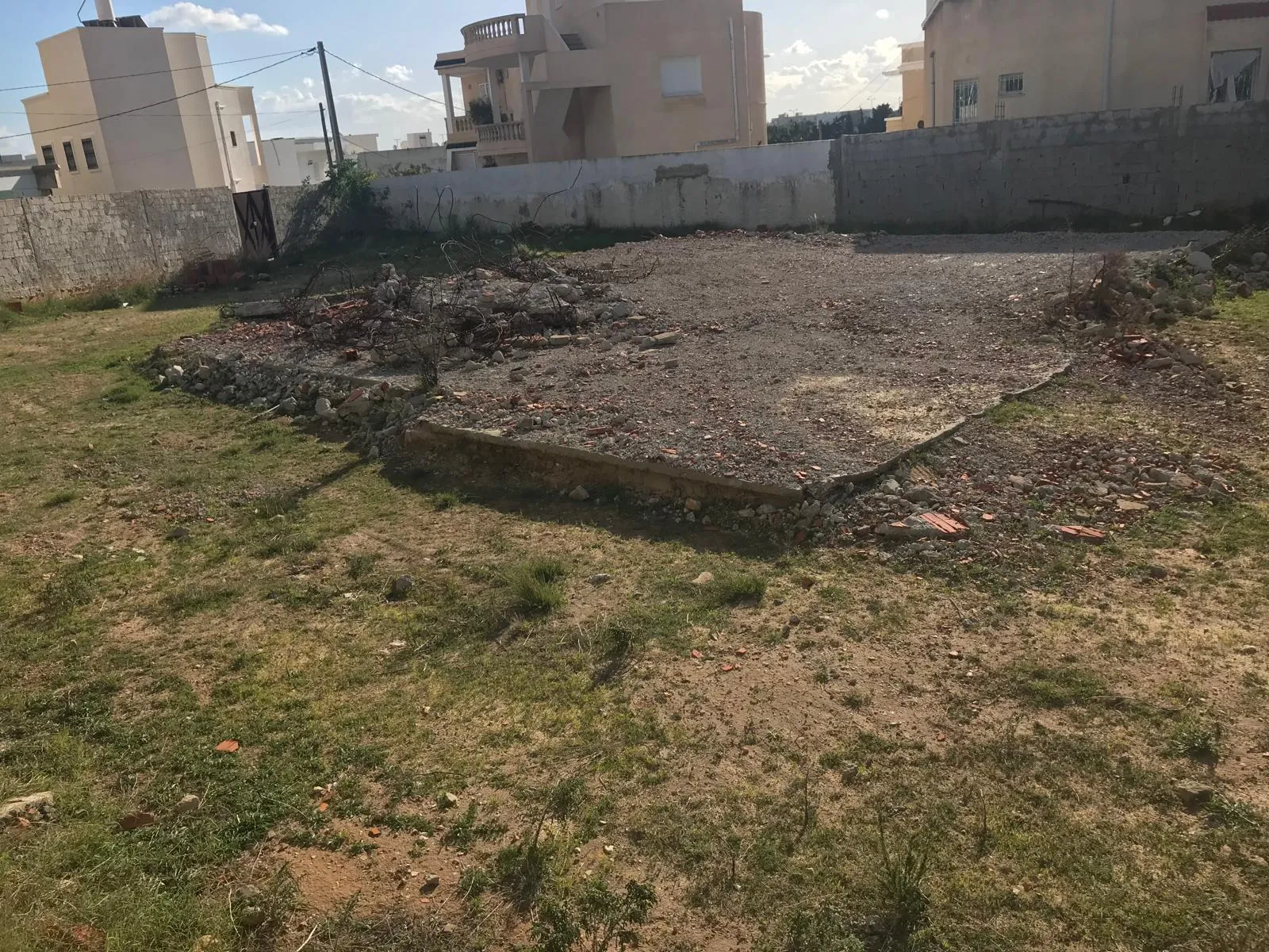  Très bel apt S1meublé pour étranger 