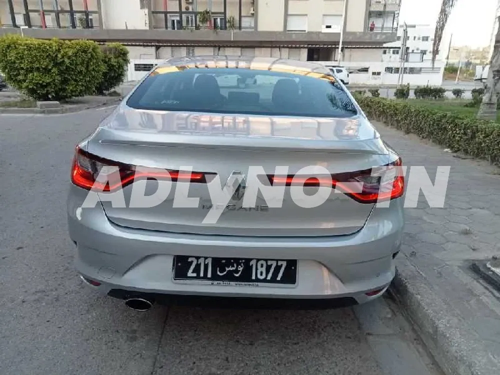 Renault Mégane 4 sedan toutes options à Tunis - Photo 5