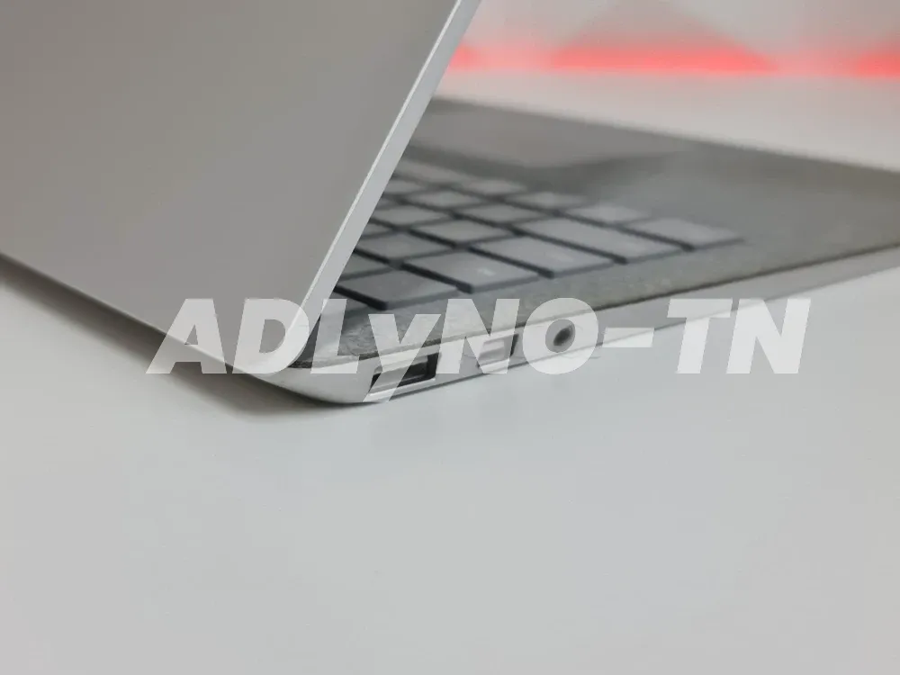 ? Surface Laptop ? Tactile Résolution 2K ? Importé Exellent Etat ? Intel Core M3 ? 4 Go RAM ? 128 Go SSD Nvme ? 990 DT ? à sousse - Photo 8