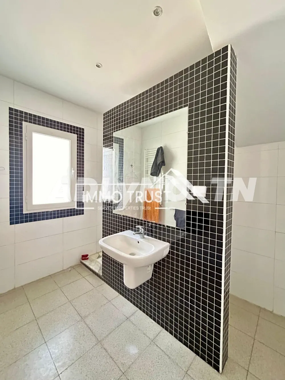 Villa S+4 avec jardin à La Soukra à Ariana - Photo 7