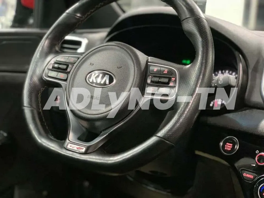 KIA SPORTAGE GT LINE BVA à Tunis - Photo 1