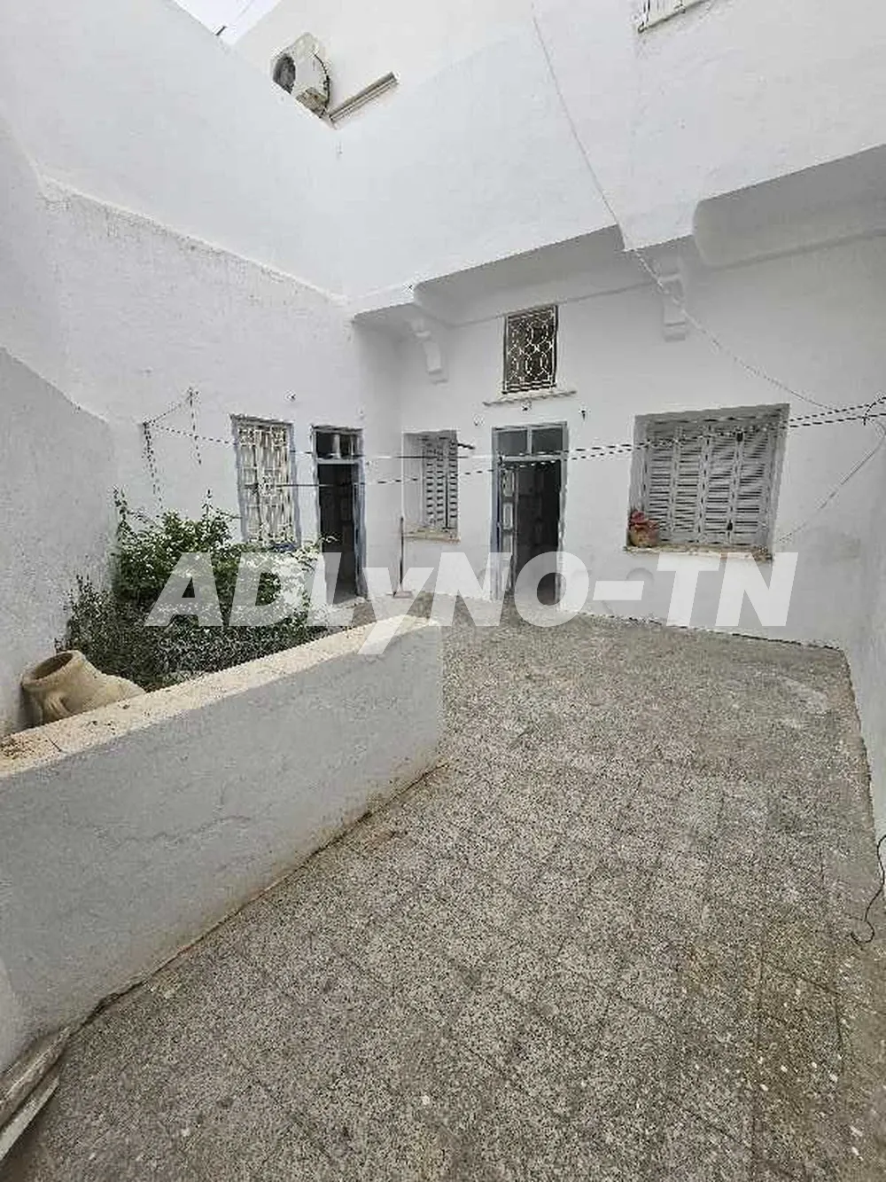    S2 jardins el aouina ave