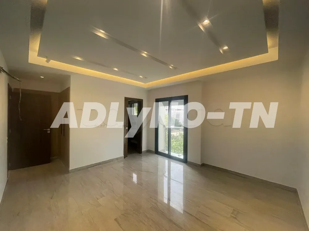 Une villa S+3 à la Soukra à Ariana - Photo 6