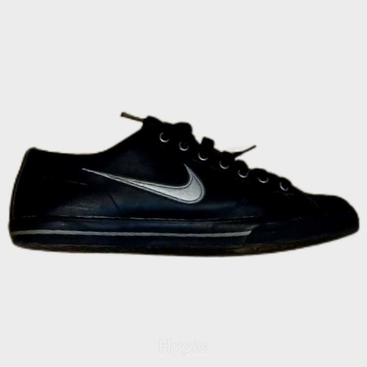 Modèle de chaussures Nike pour homme à la vente.