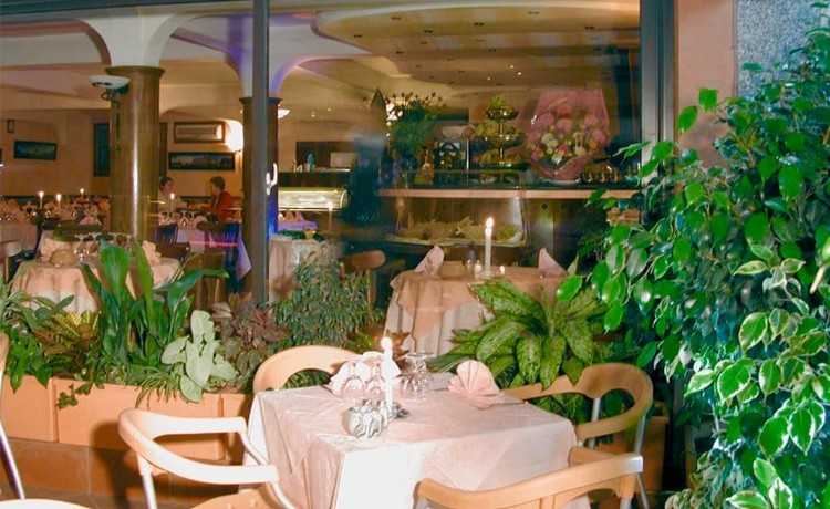 Restaurant à vendre – front de mer agadir