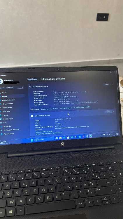 PC Portable HP Ryzen 5 | 16Go RAM | Radeon | Comme