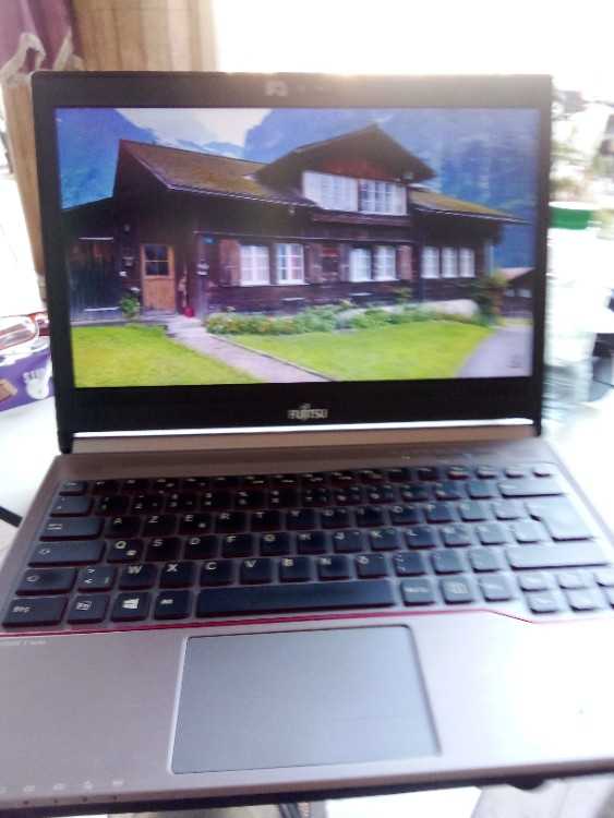 Dell Latitude E5470 – i5 6th Gen – 8GB RAM – 256GB